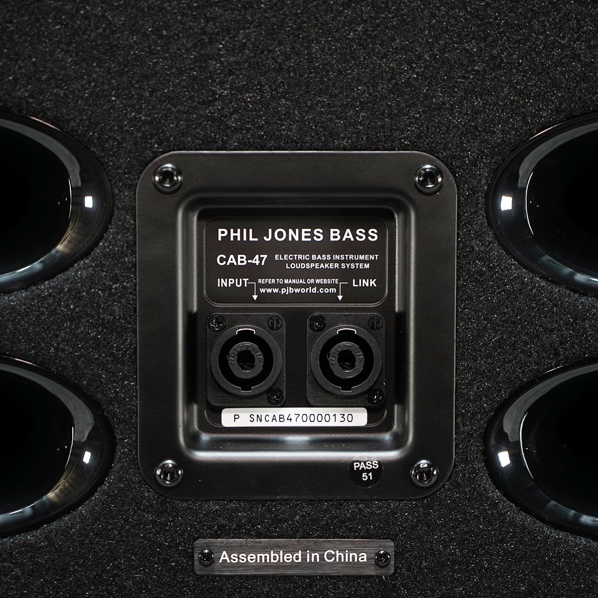 Phil Jones Bass CAB-47 300w Bass Speaker Cabinet 4x7 - The Music Den