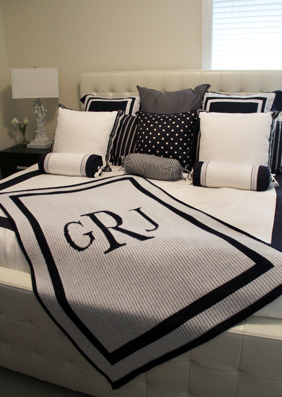 Monogram Classic Blanket S00 - Home