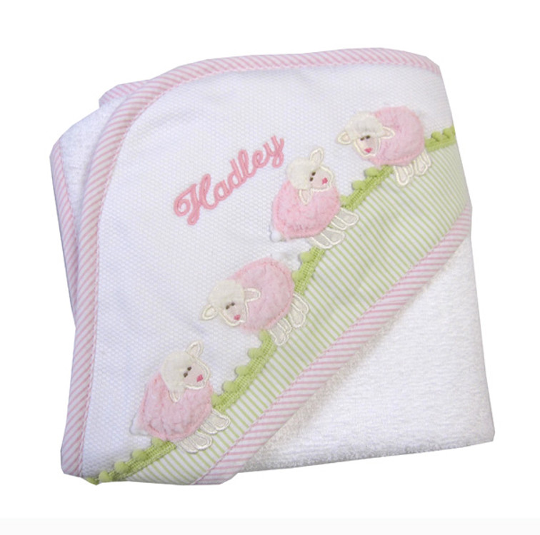 What Is a Washcloth For? Using It for Yourself & Your Baby the Right Way