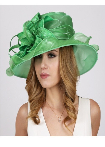 Medium Brim Satin Organza Hat with Lace Flower.
Size: One Size / Adjustable Inner Band. Medium Brim Satin Organza Hat with Lace Flower.
Size: One Size / Adjustable Inner Band.