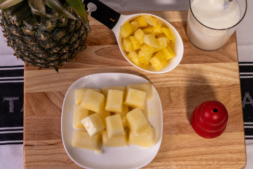 Frozen Pineapple Yogurt Bites