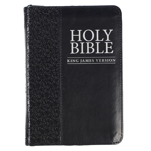 その他 Holy Bible: New King James Version Compact UltraSlim Black Hardcover 5170__77412.1698257409.500.750