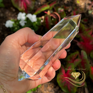 Near Flawless Brazilian Clear Quartz Vogel-Eredyon© Wand - 6 Facets (315g) Near Flawless Brazilian Clear Quartz Vogel-Eredyon© Wand - 6 Facets (315g)