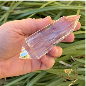 Brazilian Clear Quartz Vogel Wand - 12 Facets (160g) Brazilian Clear Quartz Vogel Wand - 12 Facets (160g)