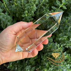 Extra Large Vogel-Eredyon© Clear Quartz Wand ~ 6 Facets (407g) Extra Large Vogel-Eredyon© Clear Quartz Wand ~ 6 Facets (407g)