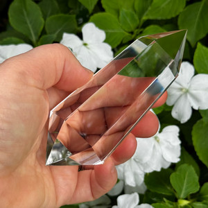 Vogel Wand with Floating Crystals, 6 Facets (184 Grams)