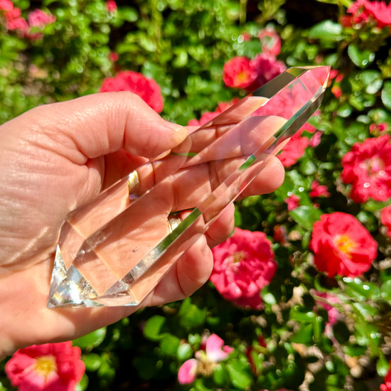 Vogel 6 Lemurian Clear Quartz Wand 5.75" - 210g