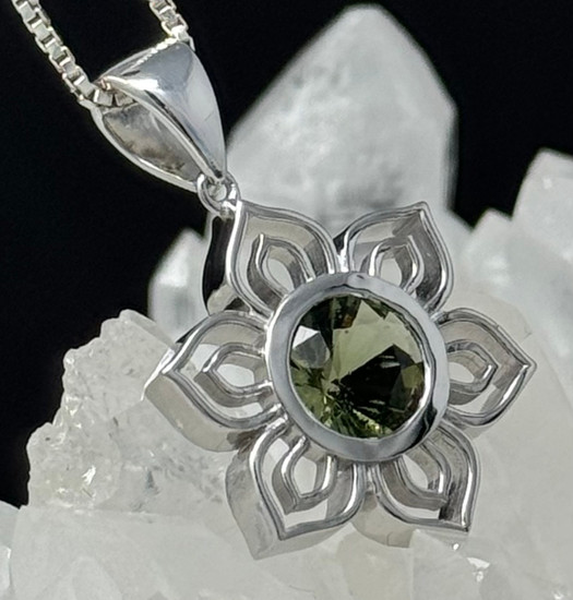 "Lotus" Pendant Set with Moldavite