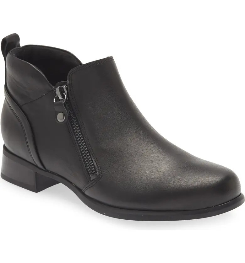 Neko Boot in Black Tumbled Calf 