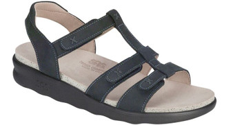 SAS Women's Sorrento T-Strap Sandal in Nero