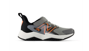 New Balance Boys Rave Run v2 Bungee Lace with Top Strap in Grey and Black