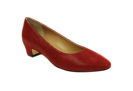 Vaneli Women's Astyr Dress Pump in Red