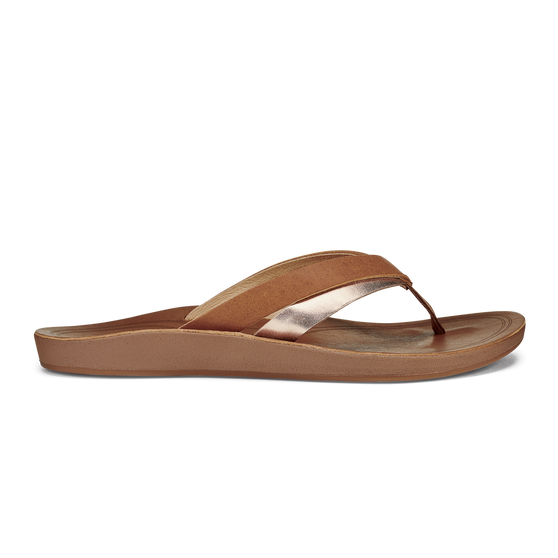 Olukai Women's Kaekae Leather Beach Sandal in Sahara/Bubbly