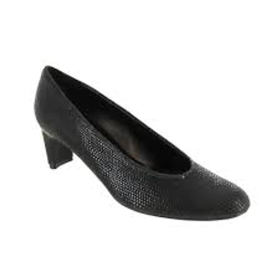 Vaneli Women's Dayle Dress Pump in Black