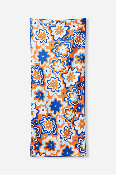 Nomadix Groovy Flowers Blue Orange Towel Nomadix Groovy Flowers Blue Orange Towel