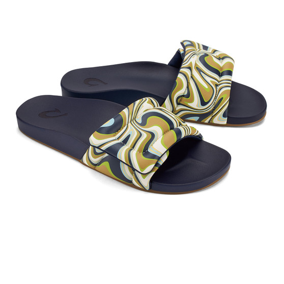 Olukai Women's Sunbeam Slide in Deepest Depths/Swirl