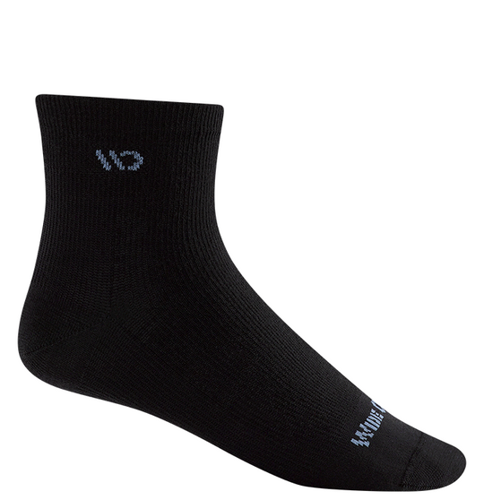 Wide Open Women's Solid Quarter Lightweight No Cushion Socks in Black