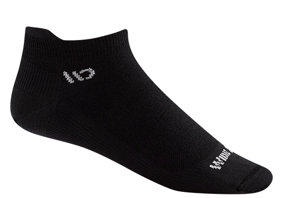 Wide Open Men's Solid Ankle Lightweight No Cushion Socks in Black