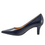 Trotters Women's Noelle Pump in Navy