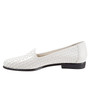 Trotters Women's Liz Loafer in White