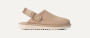 Ugg Kids Goldenstar Clog in Sand