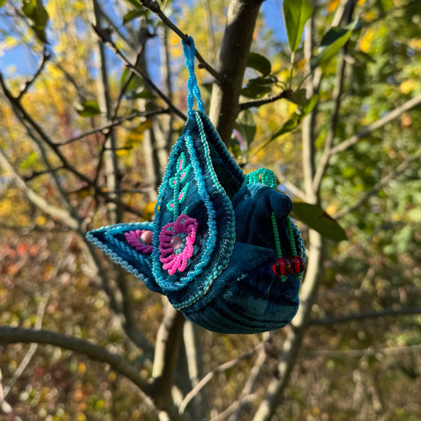 Tuscarora Beaded Bird - Blue Crush with Gift Box Tuscarora Beaded Bird - Blue Crush with Gift Box