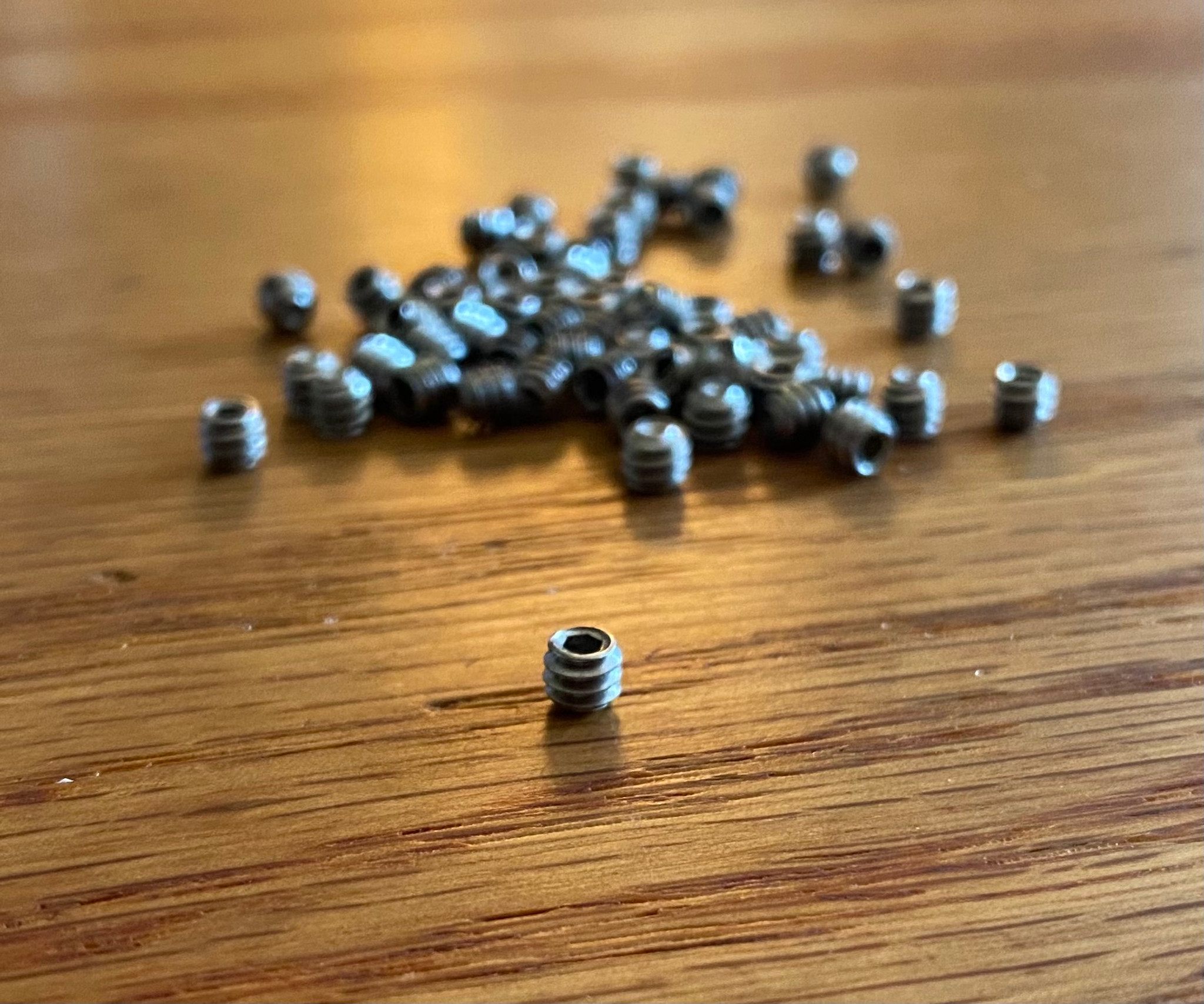 set screw (6-32) - SHARPS BROS