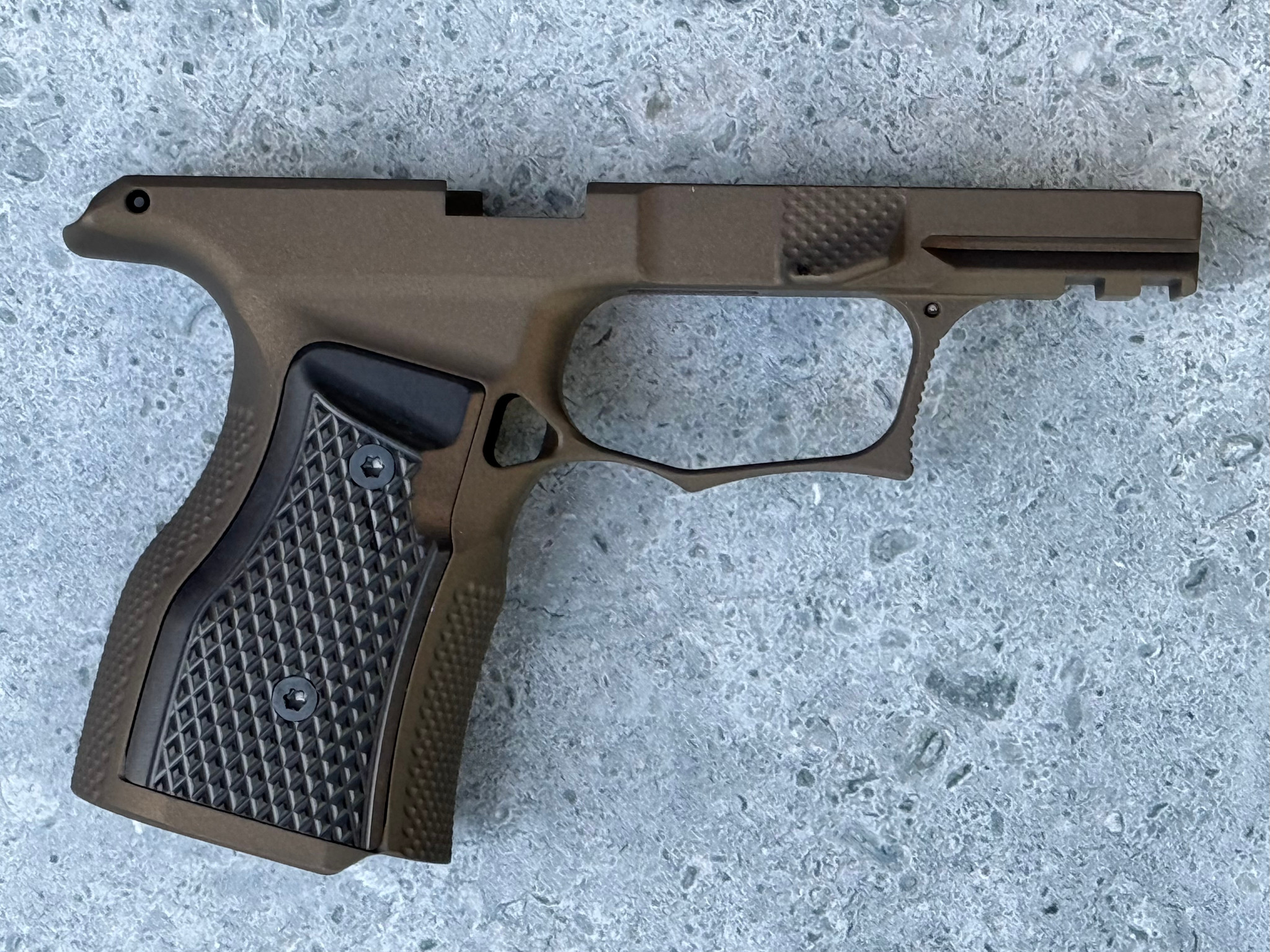 SBGM01-G3-BRZ. Sharps Bros grip module for the P365X / P365XL