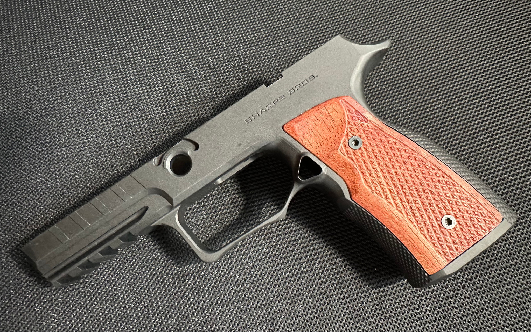 クラリスフラッシュ Flagship Tactical Flashlight XT21X PRO - KLARUS