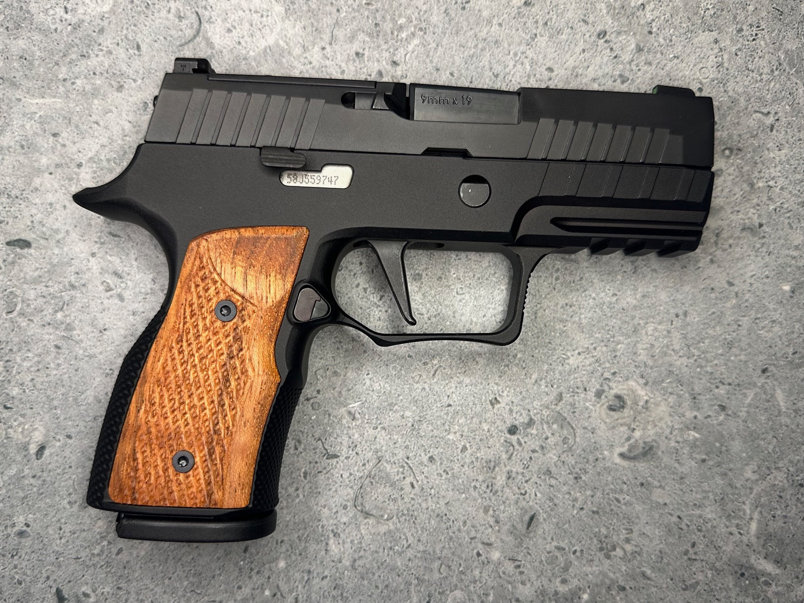 SBGM23. Sharps Bros grip module for the P320 *Compact* - Black