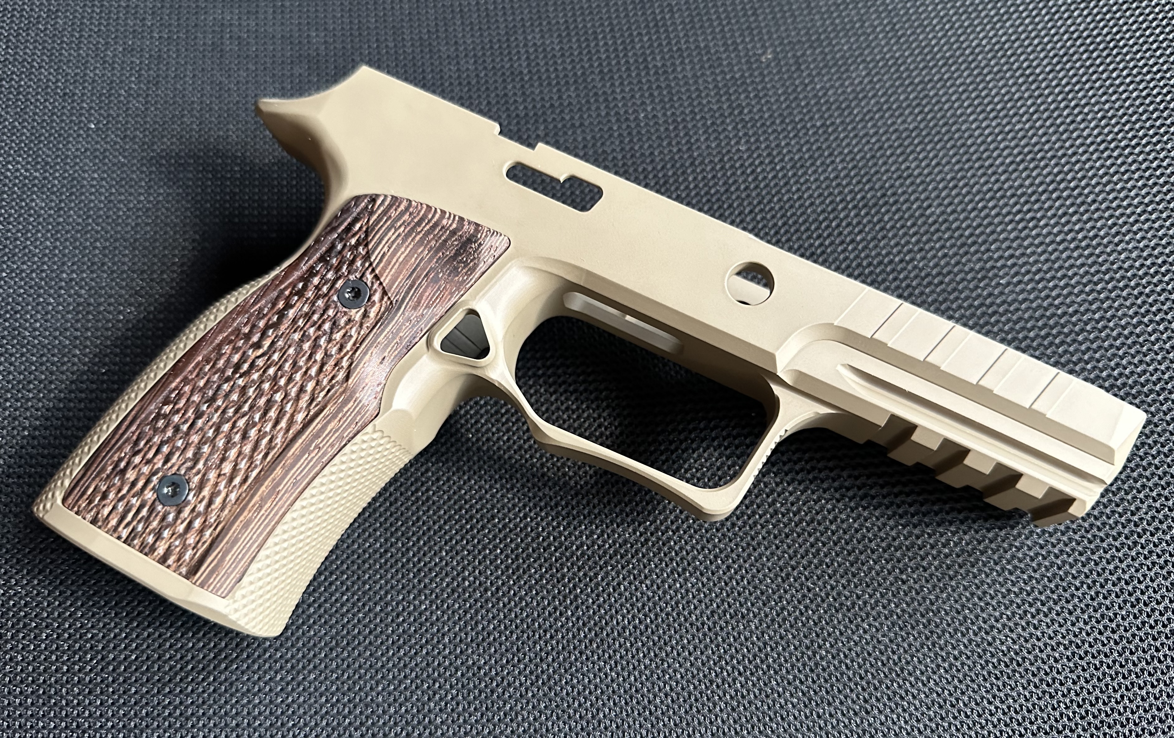 SBGM10. Sharps Bros grip module for the P320 - FDE with Wenge