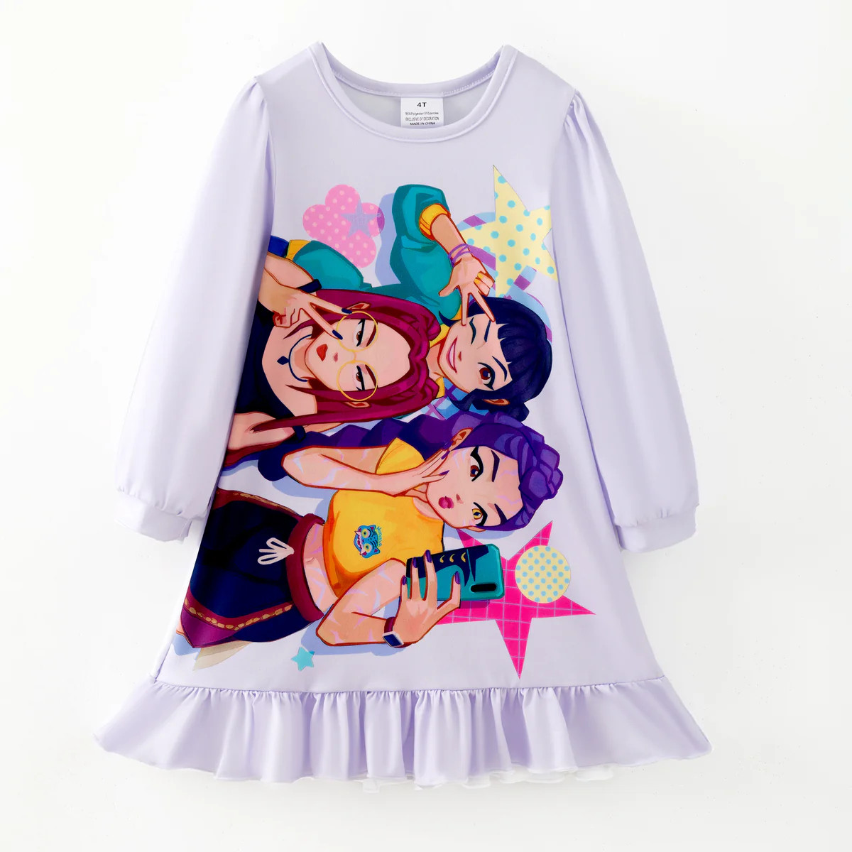 Huntr/x Squad Selfie Nightgown
