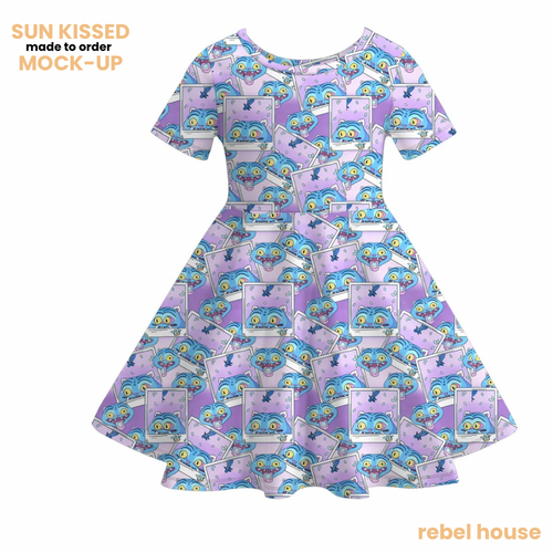 SK K-Pop Chaos Polaroid Twirl