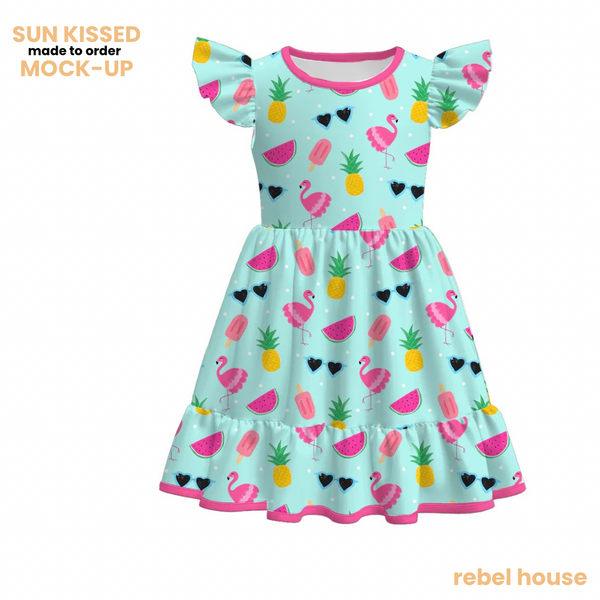 SK Flamingo Float Flutter Twirl