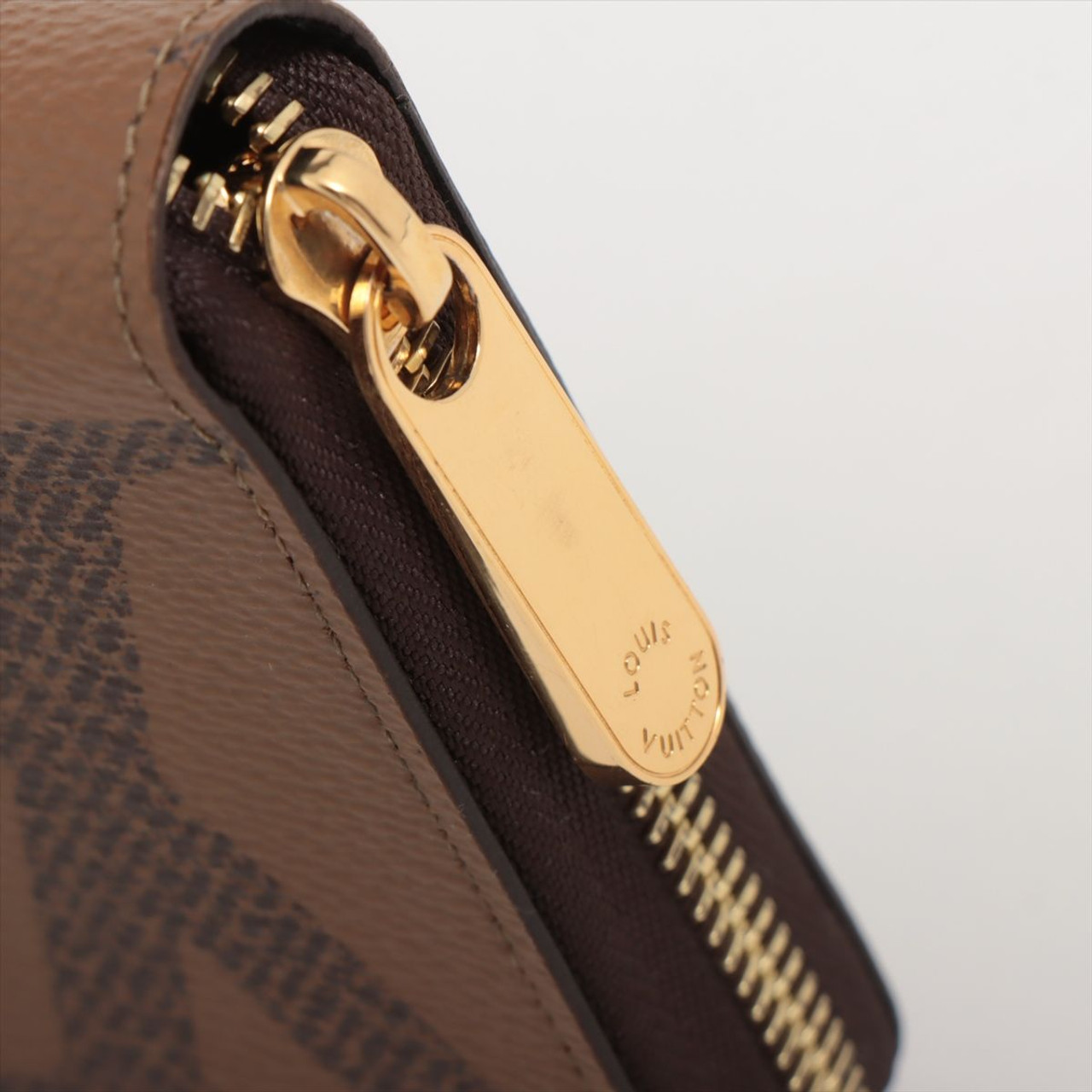 Louis Vuitton, Bags, Louis Vuitton Coffret Tresor 24 Reverse Monogram