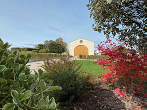 Famous châteaux in autumn