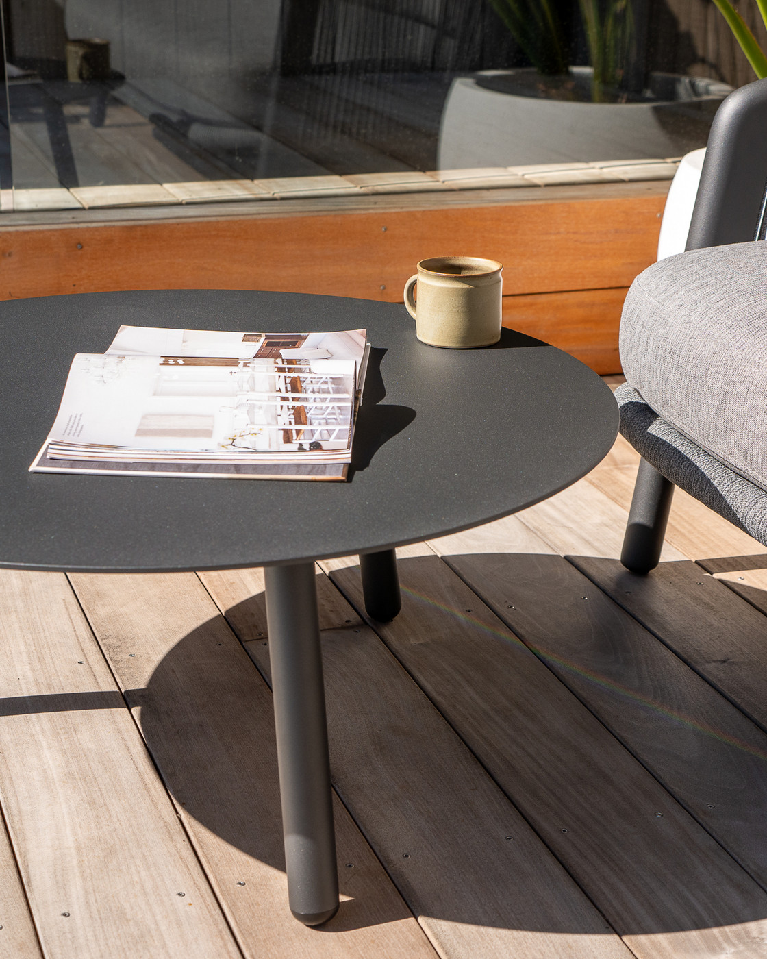 Arc Outdoor Coffee Table - 80Cm Dia, Charcoal