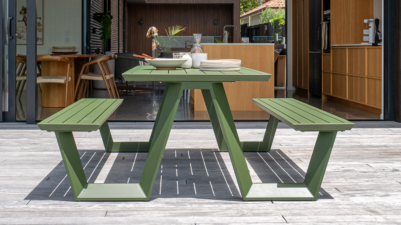 Tahoe Outdoor Picnic Table - 240X83Cm, Forest Green