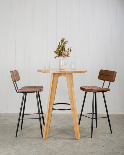 Walter Bar Stool - Chestnut, 75Cm