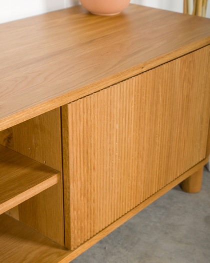 Reid Entertainment Unit