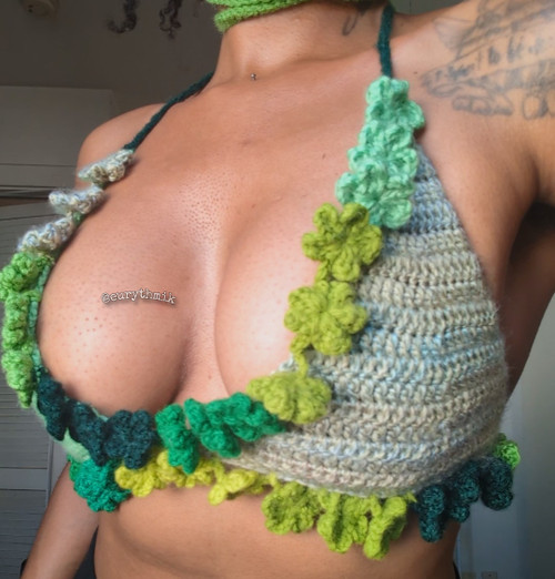 "Poison Ivy" Frilly Flower Top READY TO SHIP 