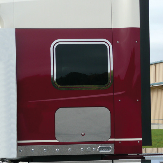 Sleeper Window Surround Trims For Lonestar / Prostar