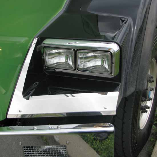 Kenworth T800 Fender Shields - Stainless Steel For Kenworth T800