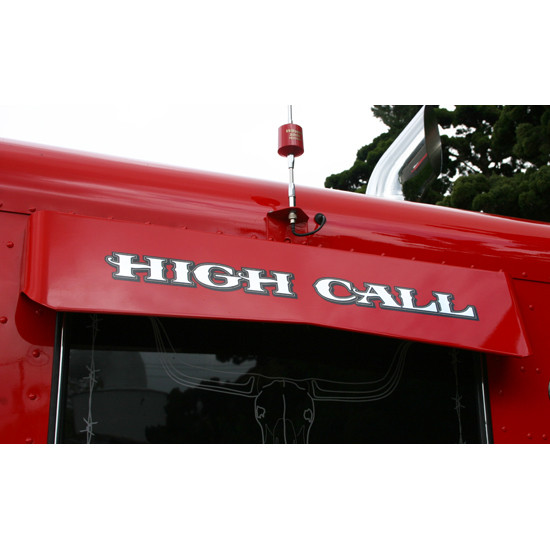 CSM Paintable Aluminum 9 Inch Bowtie Rear Window Visor W/ Blind Mount For Peterbilt