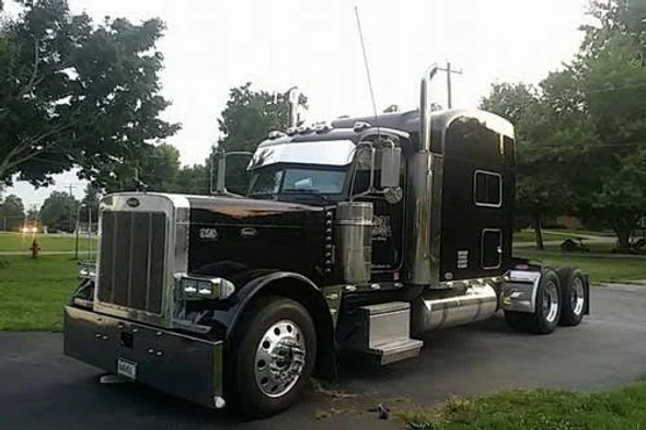 Bowtie Peterbilt Style Visor