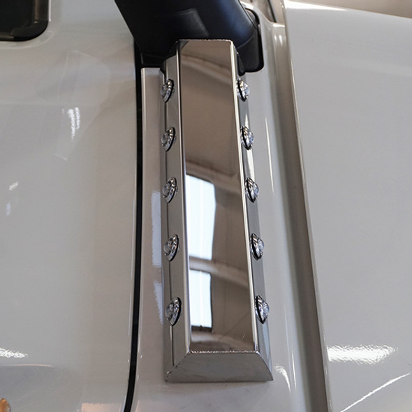 Peterbilt 579 Gen II 2022-Current CSM 18 Inch 304 SS Front Of Door Light Panels