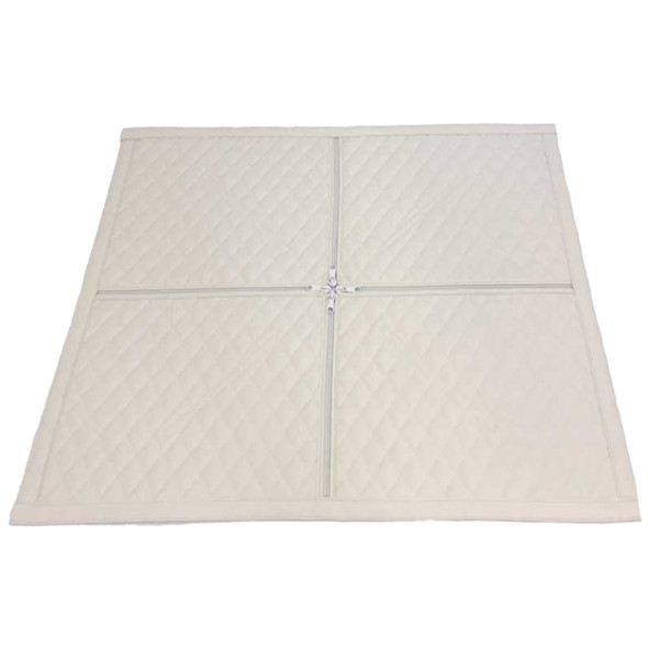 International Cabover 9670 White Quilted Winter Front