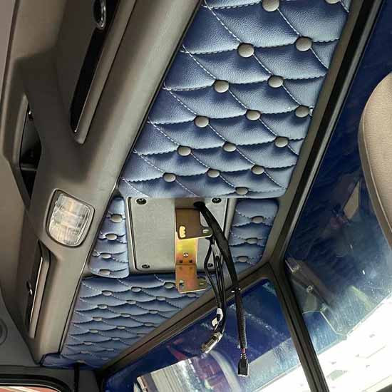 Ez Pete Visor Delete Set With Grey Back Panel, Sapphire Blue Buttons And King Blue Single Stitch Thread For Peterbilt 389