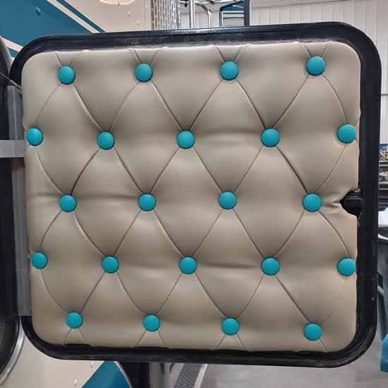 Gray Sleeper Side Door Panel With Maroon Buttons For Peterbilt 378, 379, 386, 388, 389 And 389 Glider 2006 And Newer