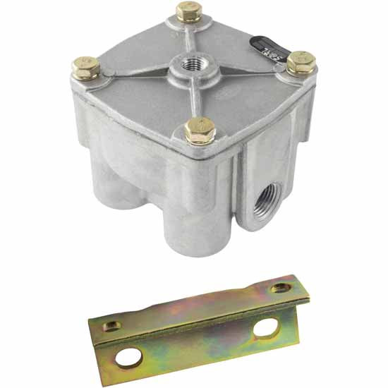 R12V Type Relay Valve 2.61 Inch C To C Bolt Hole Width W/ Service, Supply & Delivery Ports